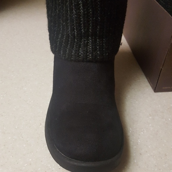 Boot - Picture 1 of 4